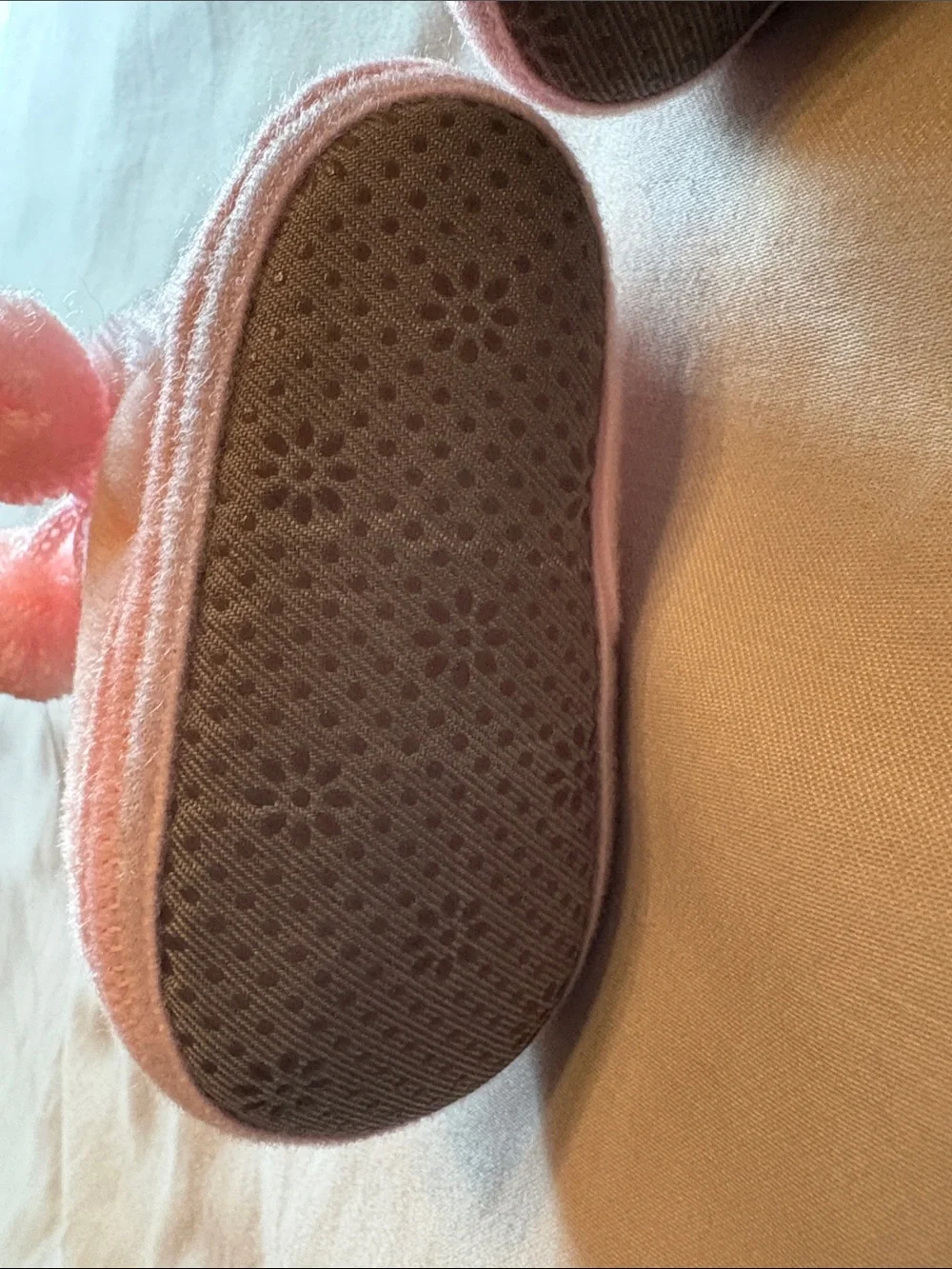 The Unbranded Brand skin trim