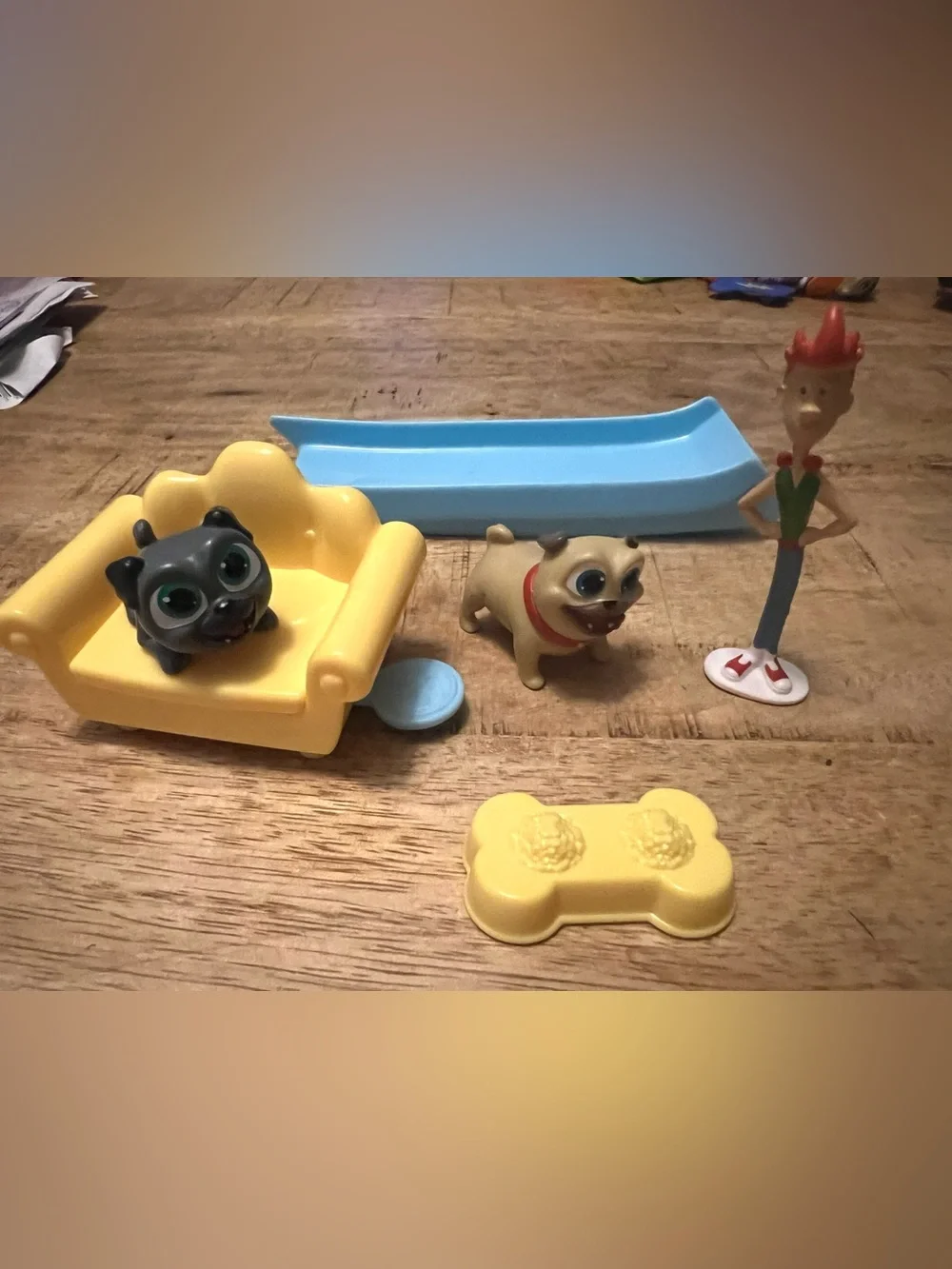 Disney puppy dog